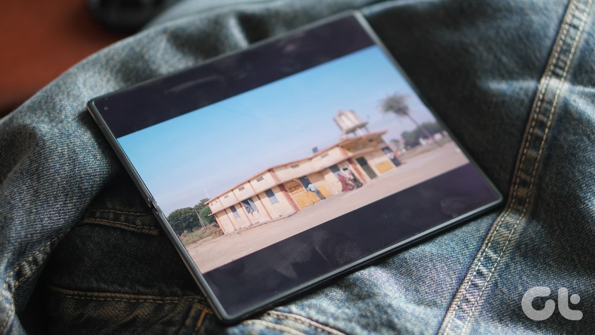 The Vivo X Fold 3 Pro Is My New Phone, Tablet, and Camera – All in One illustration 13