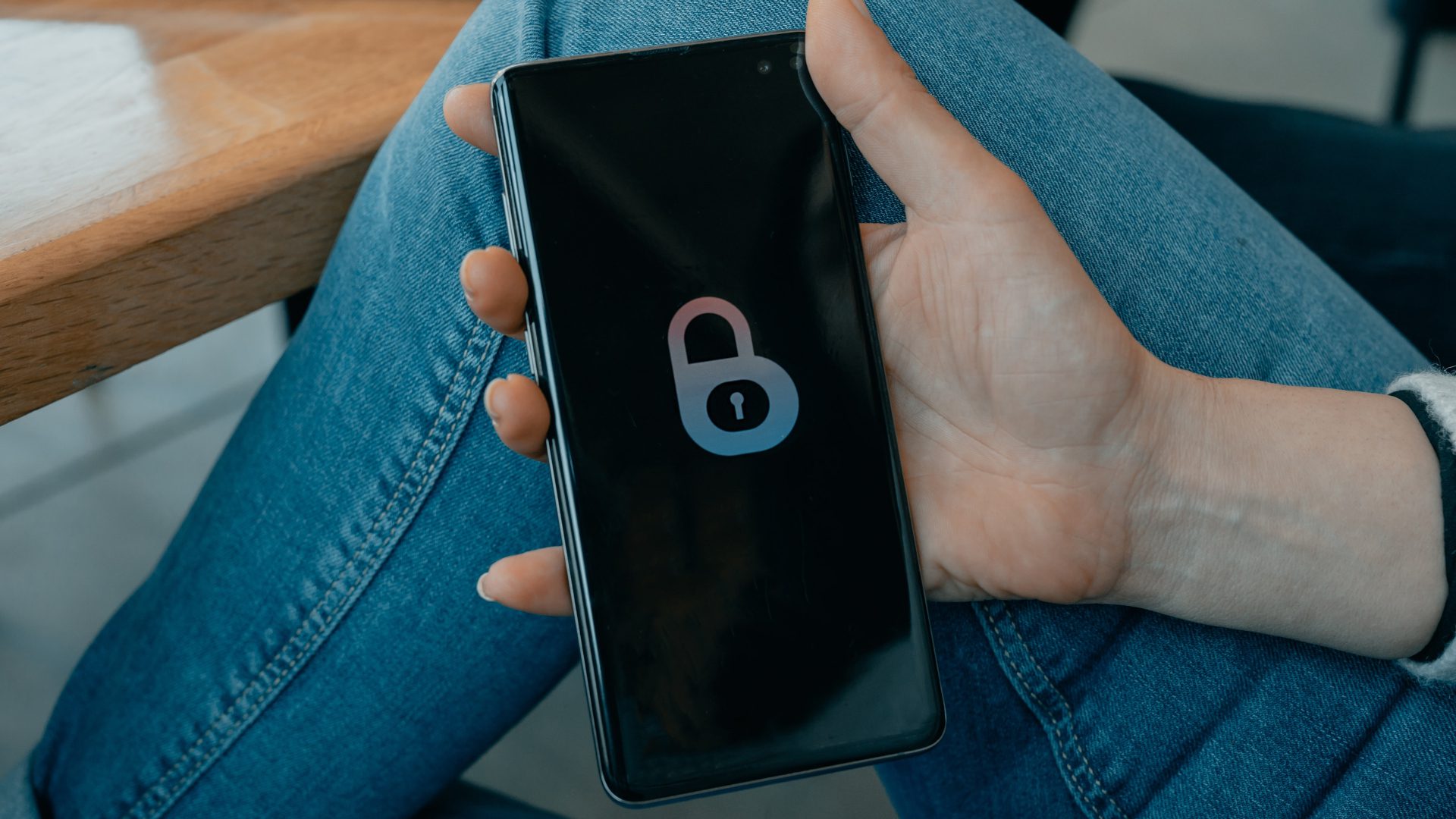 2 Ways to Block Apps From Accessing Internet on Android