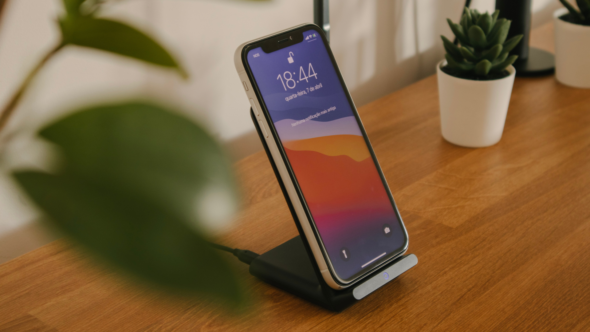 4 Ways to Fix Wireless Charging Not Working With Phone